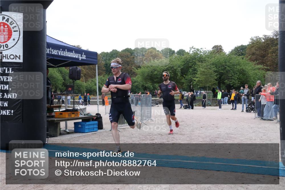14.09.2025 - Stadtparktriathlon Strokosch-Dieckow http://msf.ph/oto/8882764 14.09.2025 09:51:42 Ziel 323, 325 meine-sportfotos.de