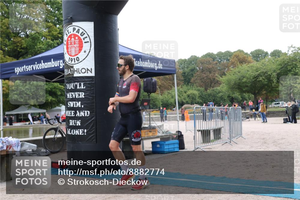 14.09.2025 - Stadtparktriathlon Strokosch-Dieckow http://msf.ph/oto/8882774 14.09.2025 09:51:44 Ziel 323, 325 meine-sportfotos.de