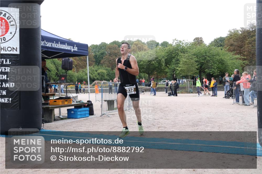 14.09.2025 - Stadtparktriathlon Strokosch-Dieckow http://msf.ph/oto/8882792 14.09.2025 09:52:00 Ziel 319, 332 meine-sportfotos.de