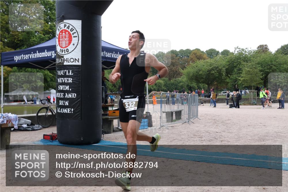 14.09.2025 - Stadtparktriathlon Strokosch-Dieckow http://msf.ph/oto/8882794 14.09.2025 09:52:00 Ziel 319, 332 meine-sportfotos.de