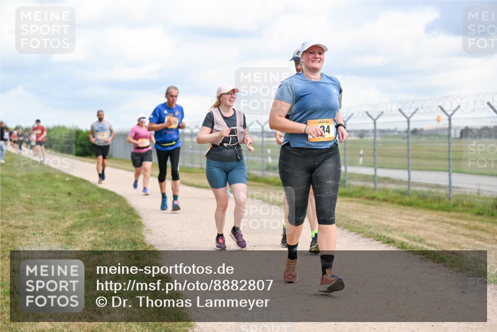 14.09.2025 - Airport Race Dr. Thomas Lammeyer http://msf.ph/oto/8882807 14.09.2025 12:36:00 Laufen 34 meine-sportfotos.de