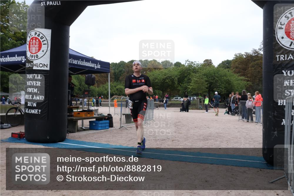 14.09.2025 - Stadtparktriathlon Strokosch-Dieckow http://msf.ph/oto/8882819 14.09.2025 09:52:43 Ziel 350 meine-sportfotos.de