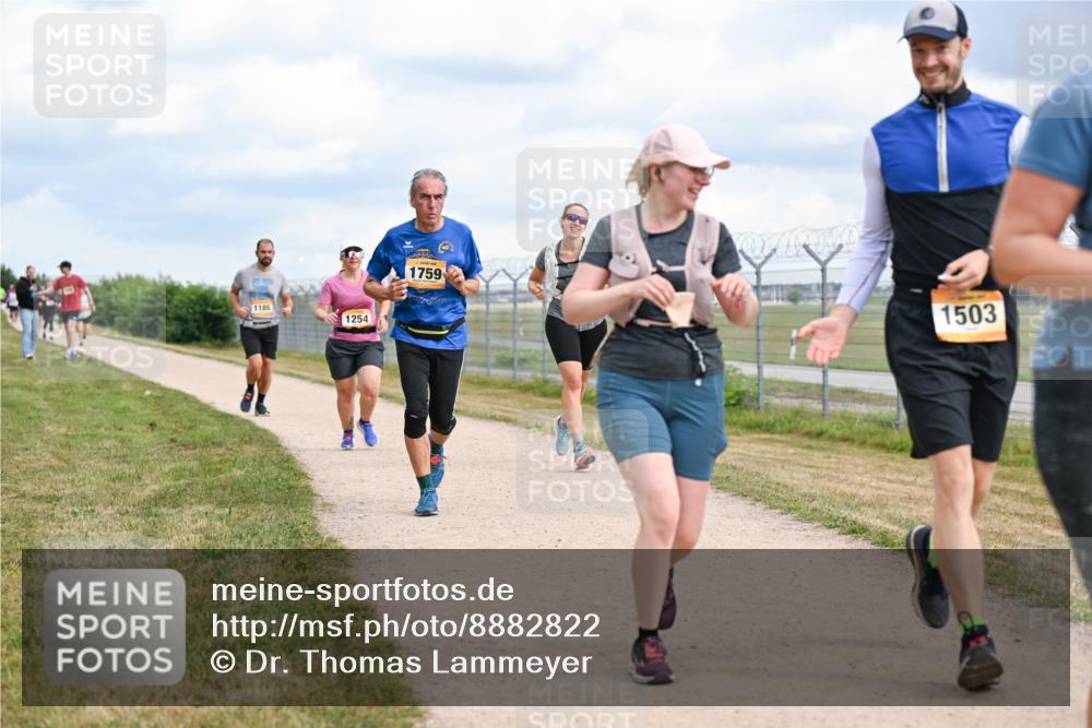 14.09.2025 - Airport Race Dr. Thomas Lammeyer http://msf.ph/oto/8882822 14.09.2025 12:36:01 Laufen 1186, 1254, 1759, 1503 meine-sportfotos.de