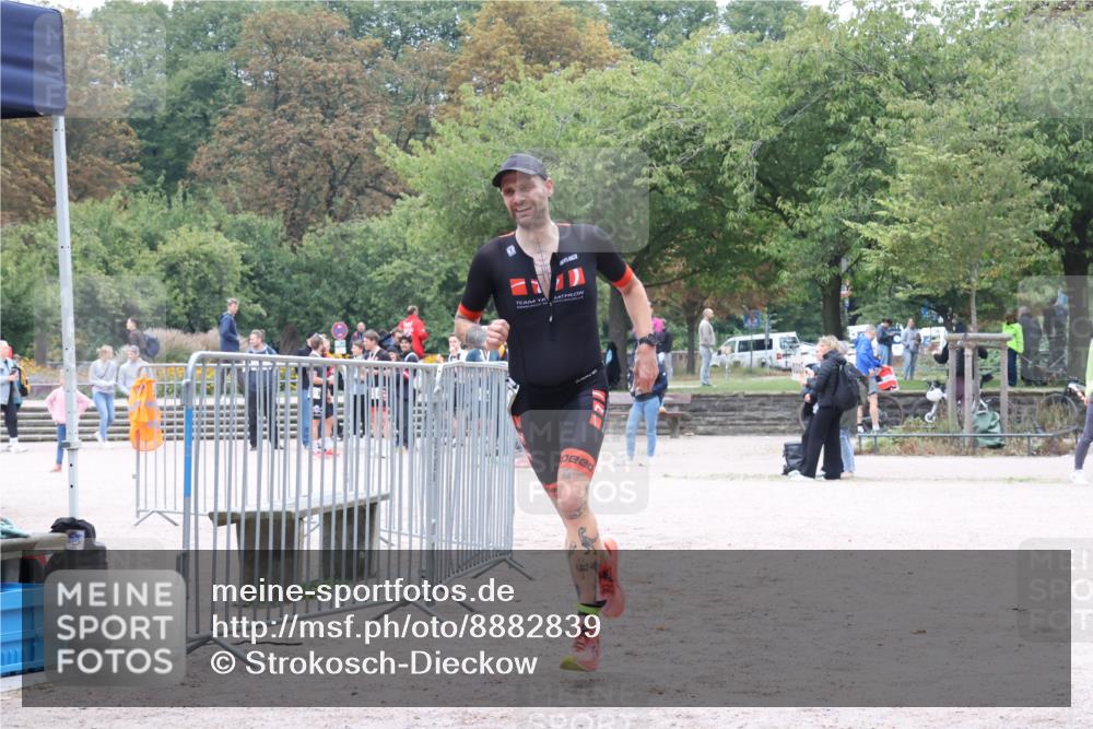 14.09.2025 - Stadtparktriathlon Strokosch-Dieckow http://msf.ph/oto/8882839 14.09.2025 09:54:15 Ziel 476 meine-sportfotos.de