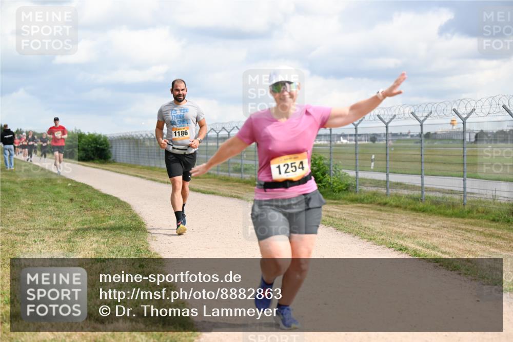 14.09.2025 - Airport Race Dr. Thomas Lammeyer http://msf.ph/oto/8882863 14.09.2025 12:36:05 Laufen 1186, 1254 meine-sportfotos.de