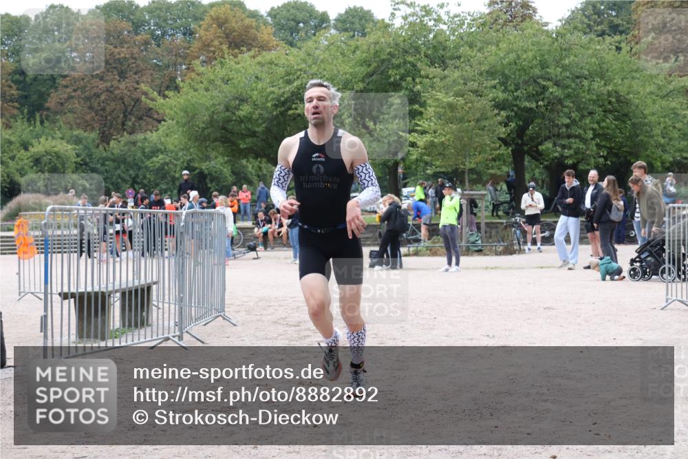 14.09.2025 - Stadtparktriathlon Strokosch-Dieckow http://msf.ph/oto/8882892 14.09.2025 09:55:11 Ziel 408 meine-sportfotos.de