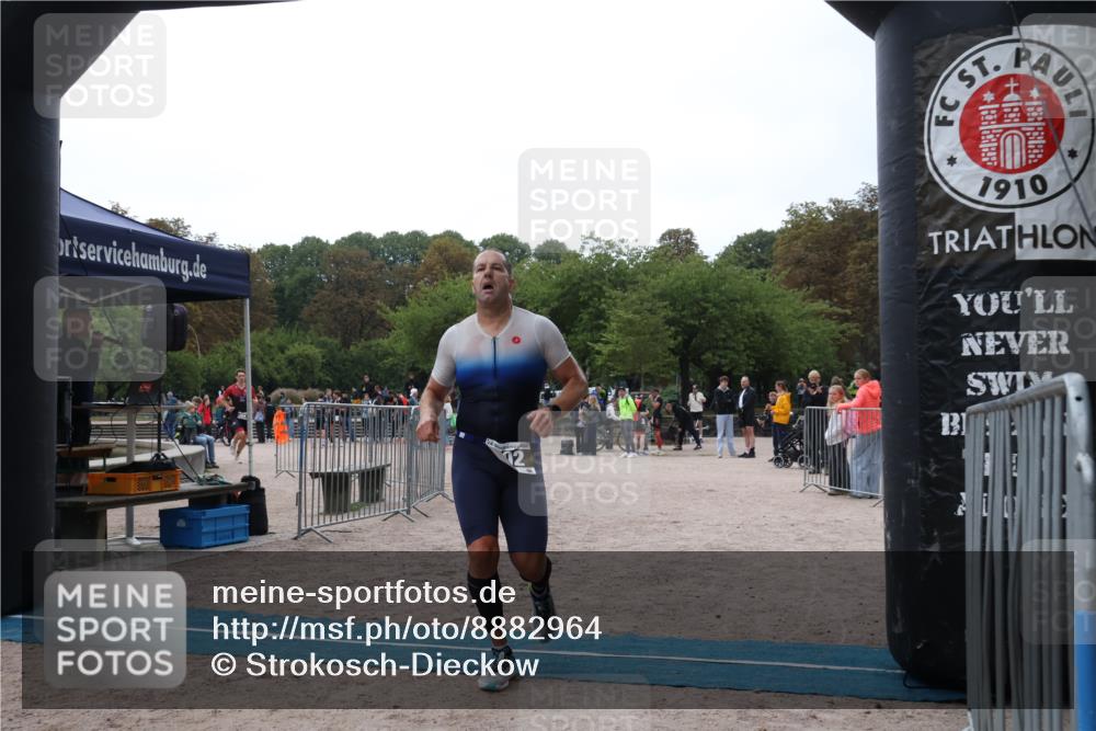 14.09.2025 - Stadtparktriathlon Strokosch-Dieckow http://msf.ph/oto/8882964 14.09.2025 09:56:41 Ziel 394, 402 meine-sportfotos.de
