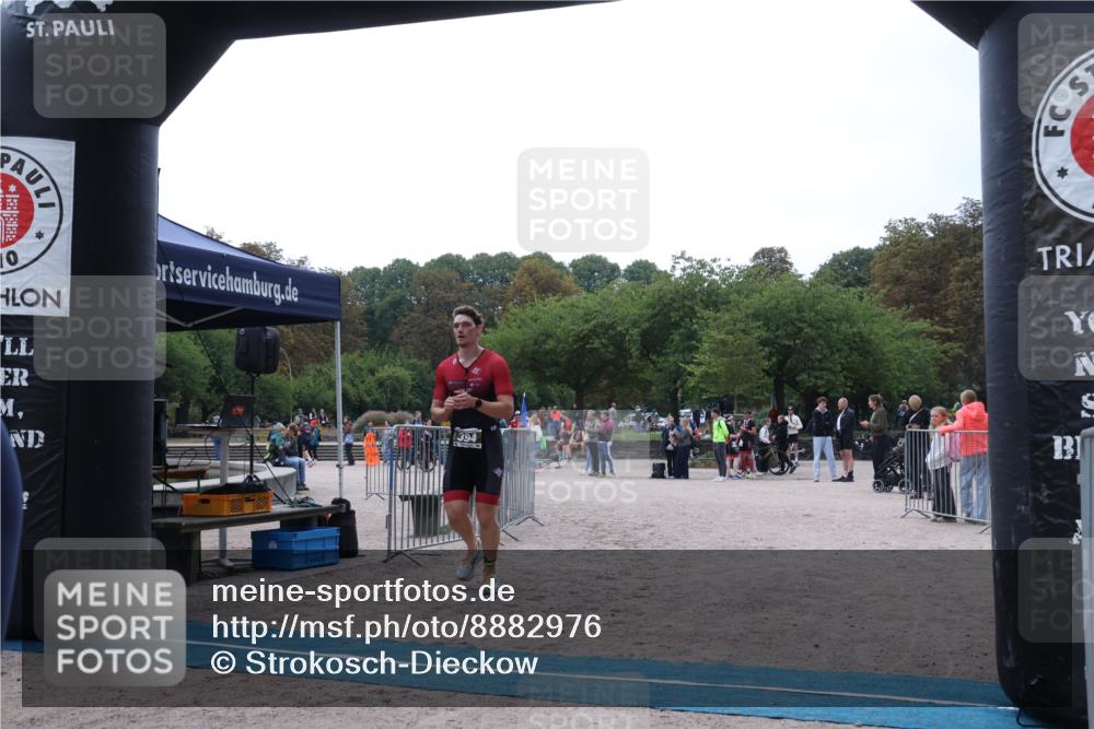 14.09.2025 - Stadtparktriathlon Strokosch-Dieckow http://msf.ph/oto/8882976 14.09.2025 09:56:45 Ziel 394, 402 meine-sportfotos.de