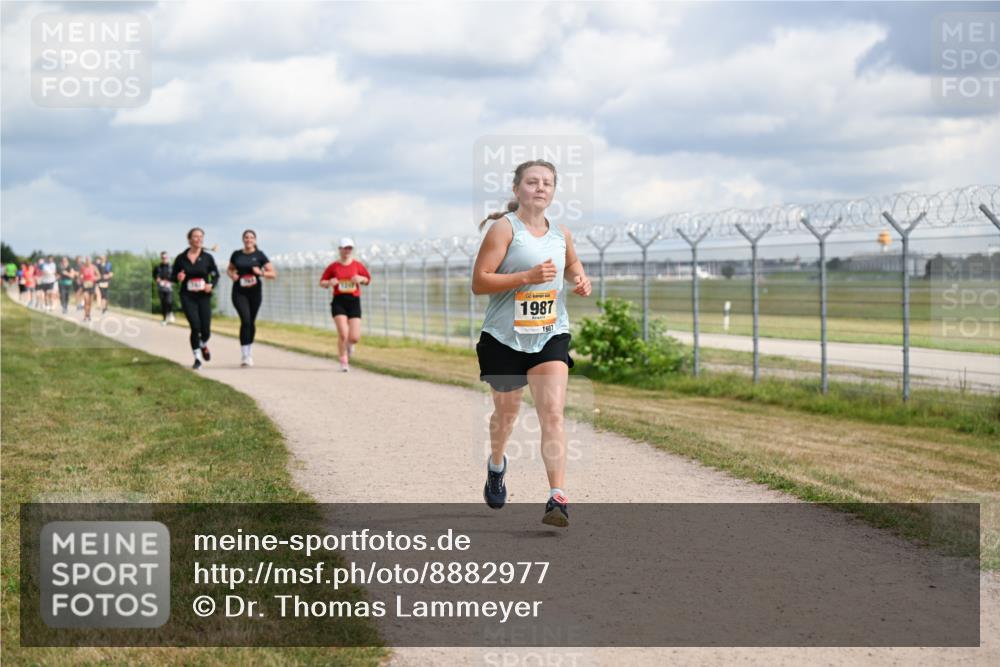 14.09.2025 - Airport Race Dr. Thomas Lammeyer http://msf.ph/oto/8882977 14.09.2025 12:36:19 Laufen 1987, 1987 meine-sportfotos.de