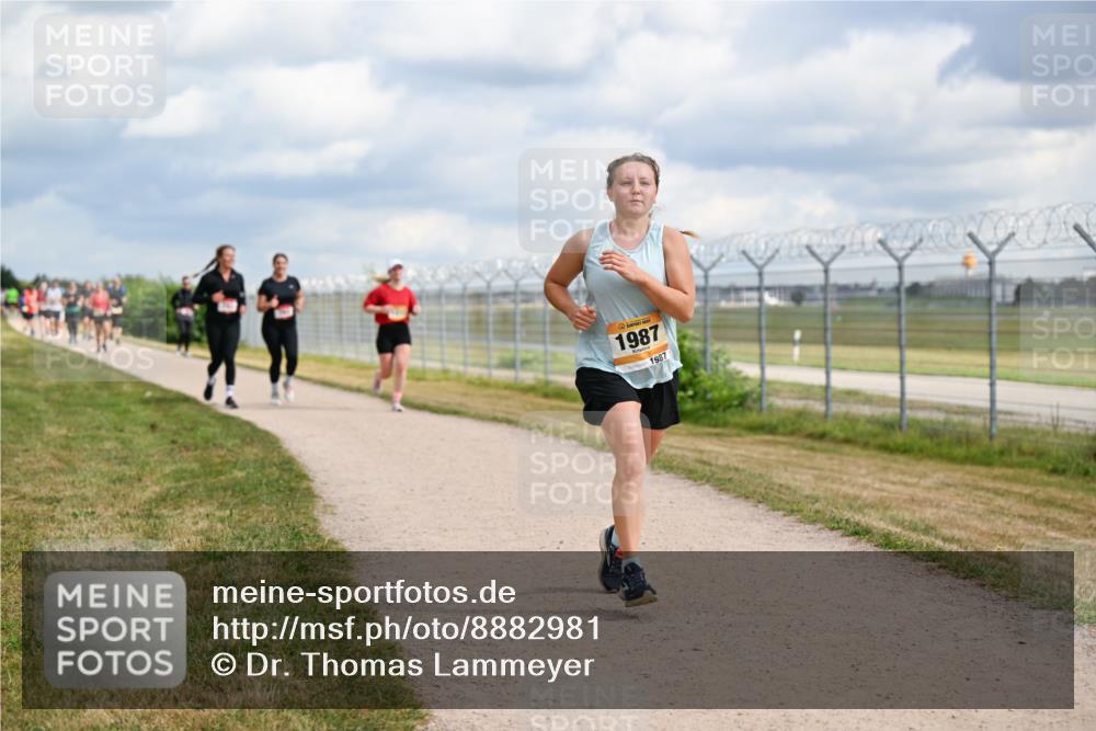 14.09.2025 - Airport Race Dr. Thomas Lammeyer http://msf.ph/oto/8882981 14.09.2025 12:36:20 Laufen 1987, 1987 meine-sportfotos.de
