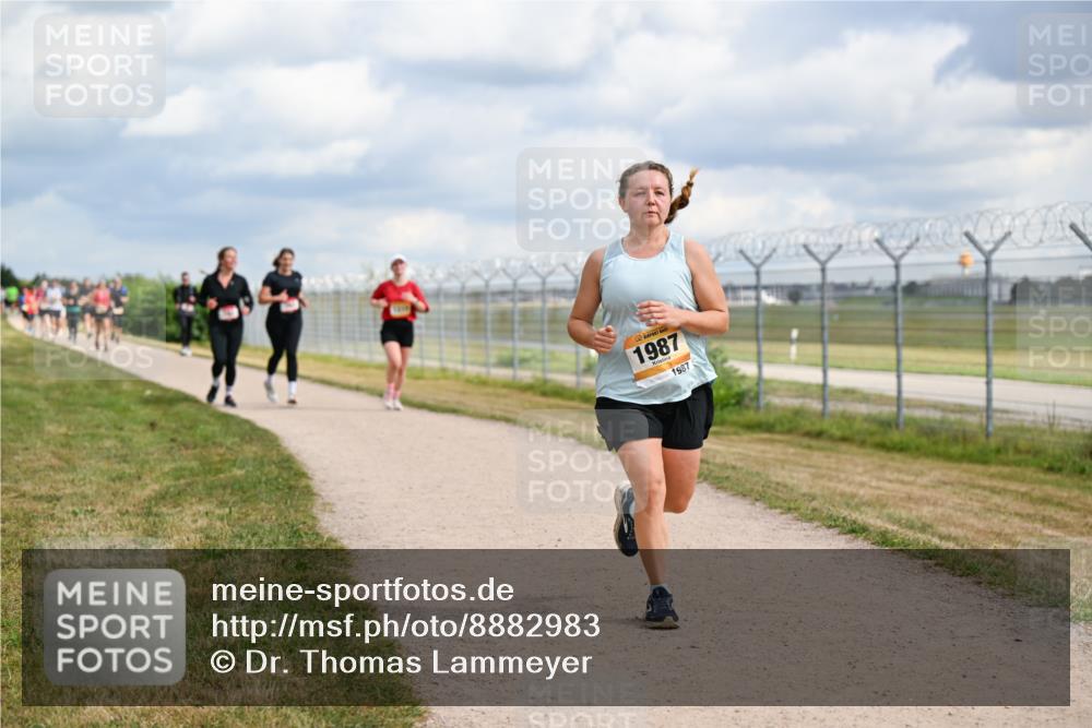 14.09.2025 - Airport Race Dr. Thomas Lammeyer http://msf.ph/oto/8882983 14.09.2025 12:36:20 Laufen 1987, 1987 meine-sportfotos.de