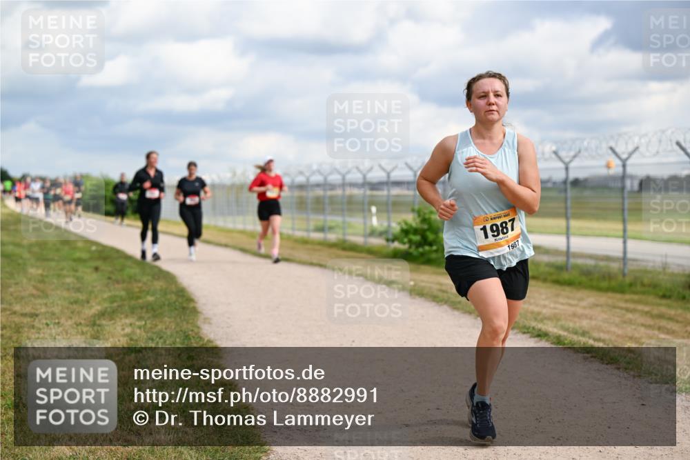 14.09.2025 - Airport Race Dr. Thomas Lammeyer http://msf.ph/oto/8882991 14.09.2025 12:36:20 Laufen 1987, 1987 meine-sportfotos.de