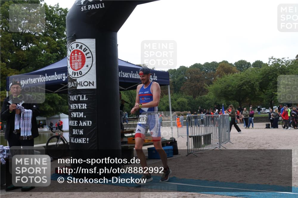 14.09.2025 - Stadtparktriathlon Strokosch-Dieckow http://msf.ph/oto/8882992 14.09.2025 09:56:56 Ziel 412 meine-sportfotos.de