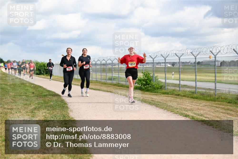 14.09.2025 - Airport Race Dr. Thomas Lammeyer http://msf.ph/oto/8883008 14.09.2025 12:36:23 Laufen 782, 763, 1212 meine-sportfotos.de