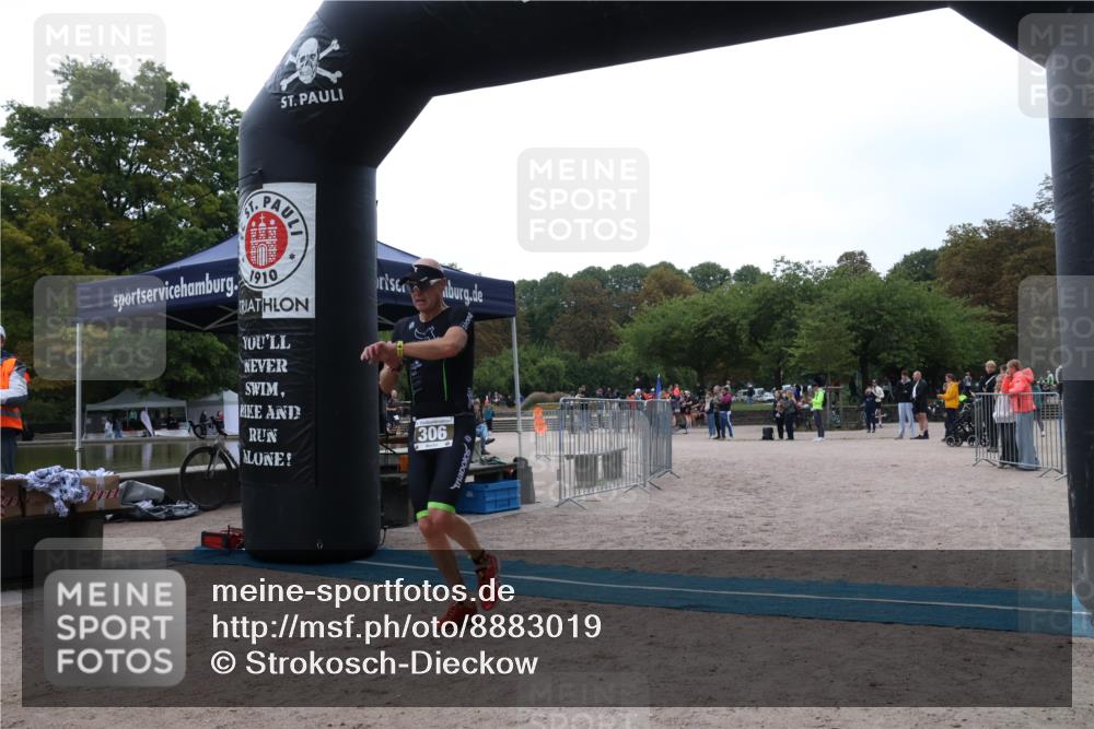 14.09.2025 - Stadtparktriathlon Strokosch-Dieckow http://msf.ph/oto/8883019 14.09.2025 09:57:31 Ziel 306, 320 meine-sportfotos.de