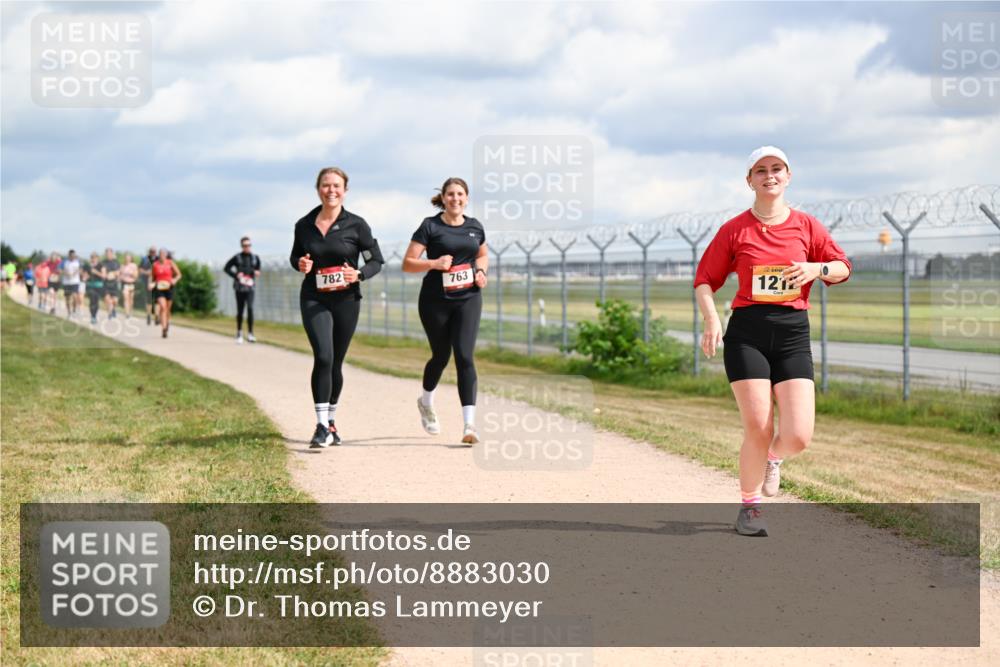 14.09.2025 - Airport Race Dr. Thomas Lammeyer http://msf.ph/oto/8883030 14.09.2025 12:36:24 Laufen 782, 763, 1212 meine-sportfotos.de