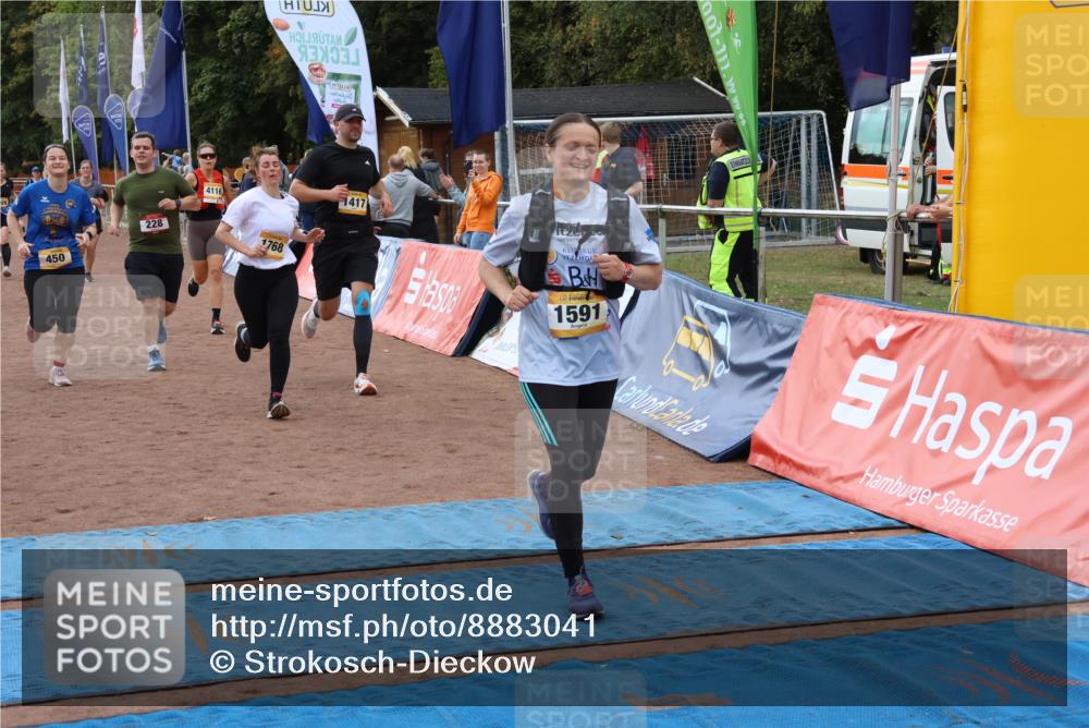 14.09.2025 - Airport Race Strokosch-Dieckow http://msf.ph/oto/8883041 14.09.2025 12:45:34 Ziel 228, 450, 524, 1016, 1208, 1379, 1417, 1591, 1768, 1929, 1941, 4116 meine-sportfotos.de