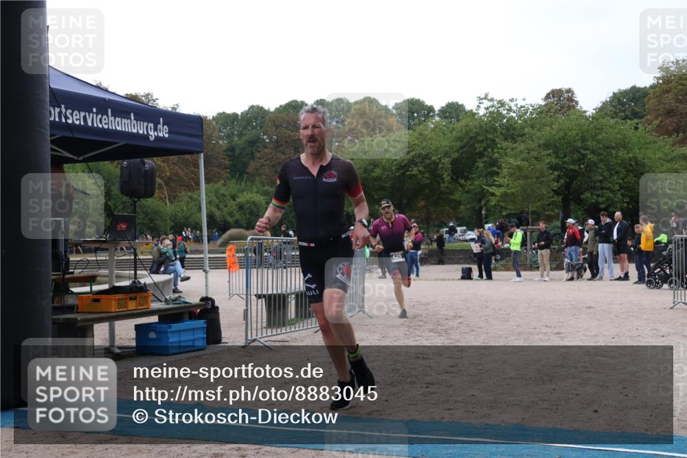 14.09.2025 - Stadtparktriathlon Strokosch-Dieckow http://msf.ph/oto/8883045 14.09.2025 09:57:55 Ziel 317, 425 meine-sportfotos.de