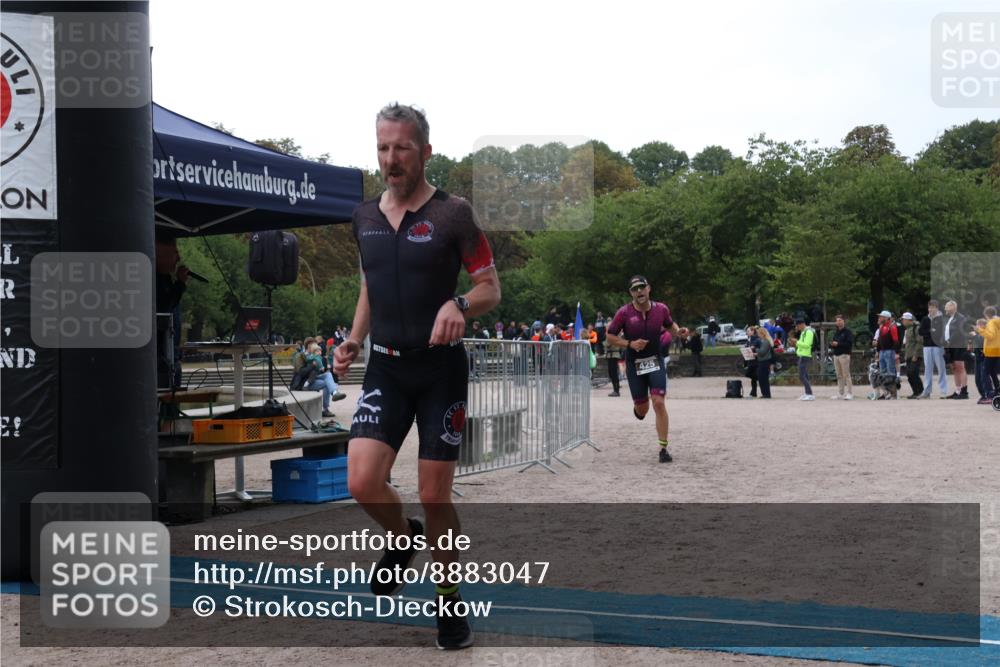 14.09.2025 - Stadtparktriathlon Strokosch-Dieckow http://msf.ph/oto/8883047 14.09.2025 09:57:55 Ziel 317, 425 meine-sportfotos.de
