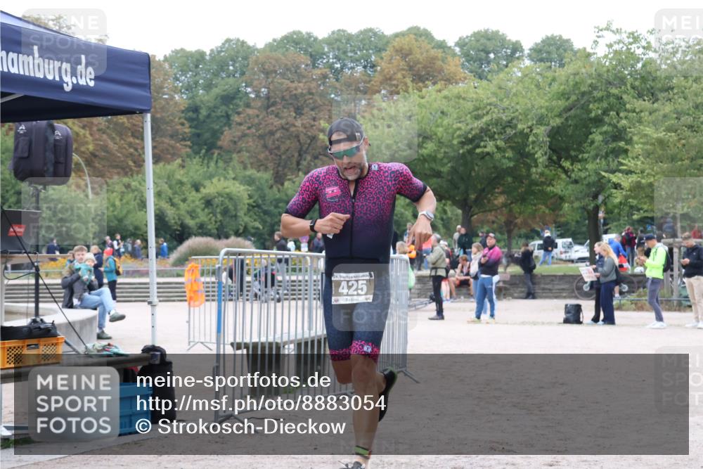 14.09.2025 - Stadtparktriathlon Strokosch-Dieckow http://msf.ph/oto/8883054 14.09.2025 09:57:57 Ziel 317, 425 meine-sportfotos.de