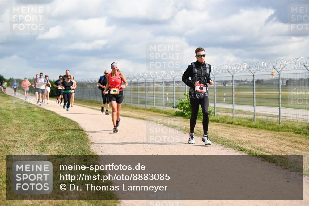 14.09.2025 - Airport Race Dr. Thomas Lammeyer http://msf.ph/oto/8883085 14.09.2025 12:36:32 Laufen 1063, 40 meine-sportfotos.de