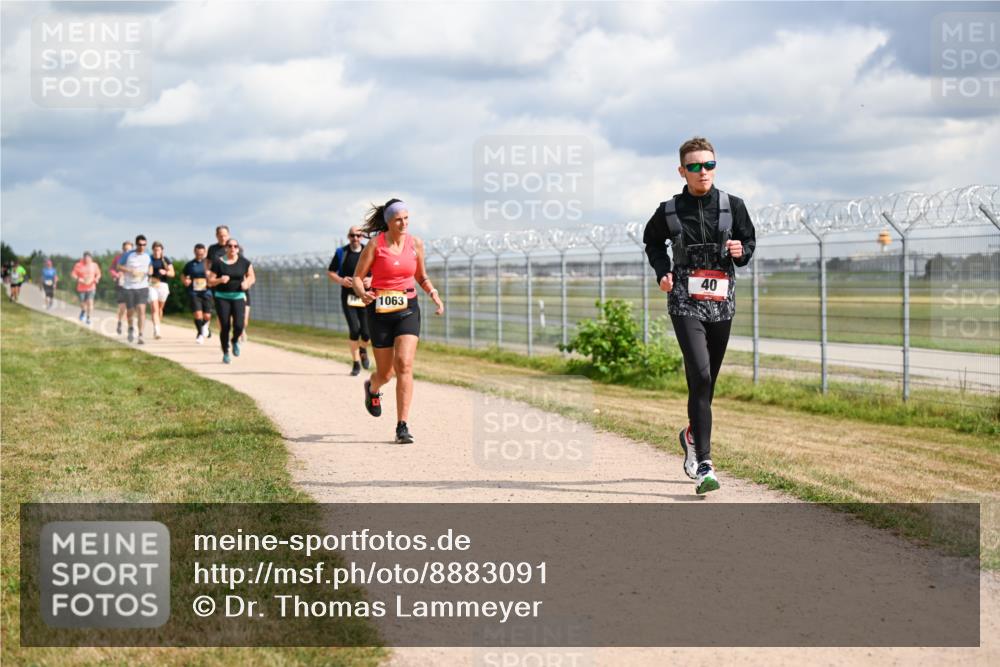 14.09.2025 - Airport Race Dr. Thomas Lammeyer http://msf.ph/oto/8883091 14.09.2025 12:36:33 Laufen 1063, 40 meine-sportfotos.de