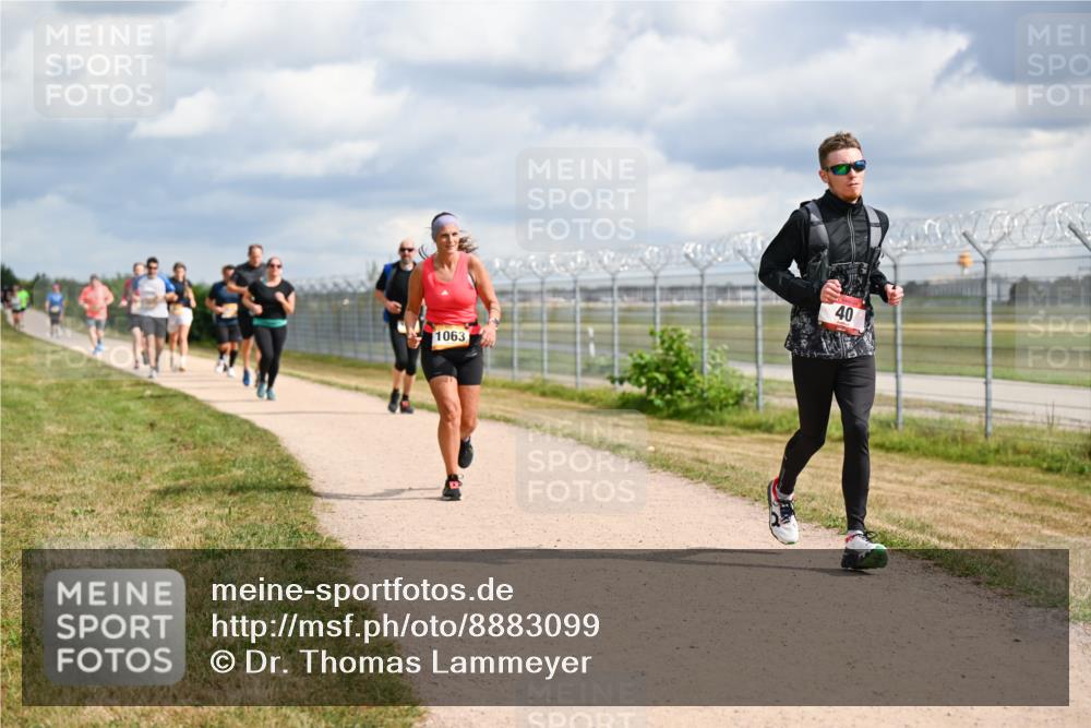14.09.2025 - Airport Race Dr. Thomas Lammeyer http://msf.ph/oto/8883099 14.09.2025 12:36:33 Laufen 1063, 40 meine-sportfotos.de