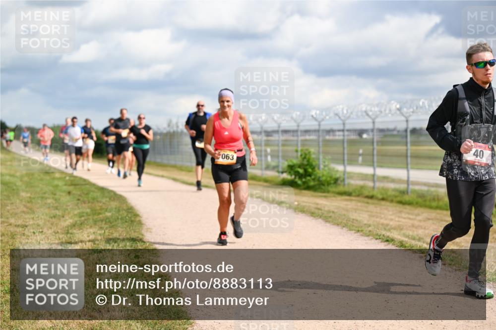 14.09.2025 - Airport Race Dr. Thomas Lammeyer http://msf.ph/oto/8883113 14.09.2025 12:36:34 Laufen 063, 40 meine-sportfotos.de