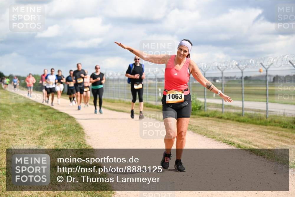 14.09.2025 - Airport Race Dr. Thomas Lammeyer http://msf.ph/oto/8883125 14.09.2025 12:36:35 Laufen 1063 meine-sportfotos.de