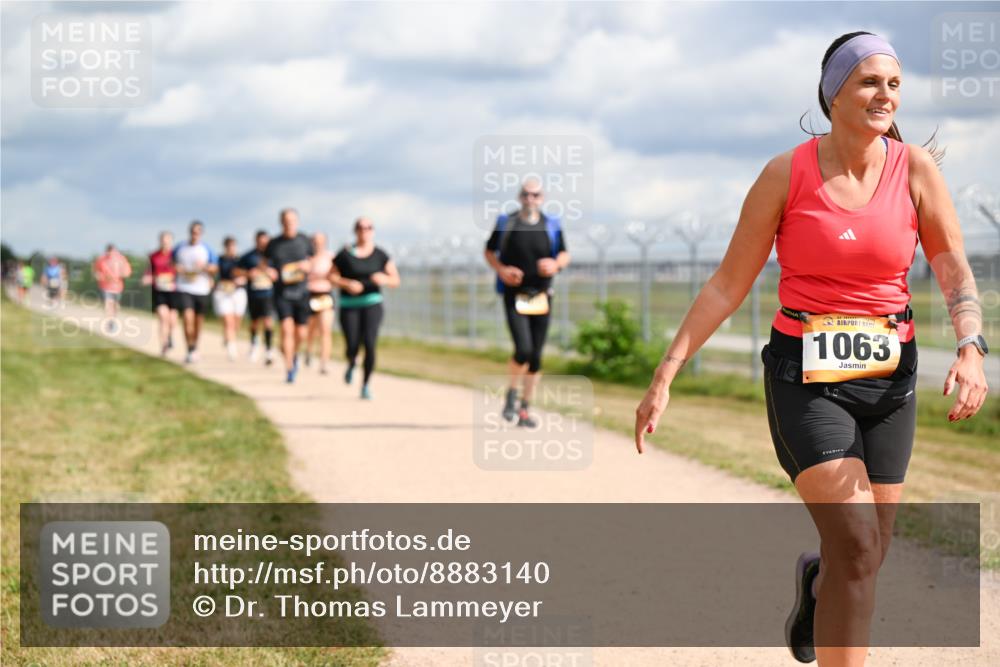14.09.2025 - Airport Race Dr. Thomas Lammeyer http://msf.ph/oto/8883140 14.09.2025 12:36:36 Laufen 1063 meine-sportfotos.de
