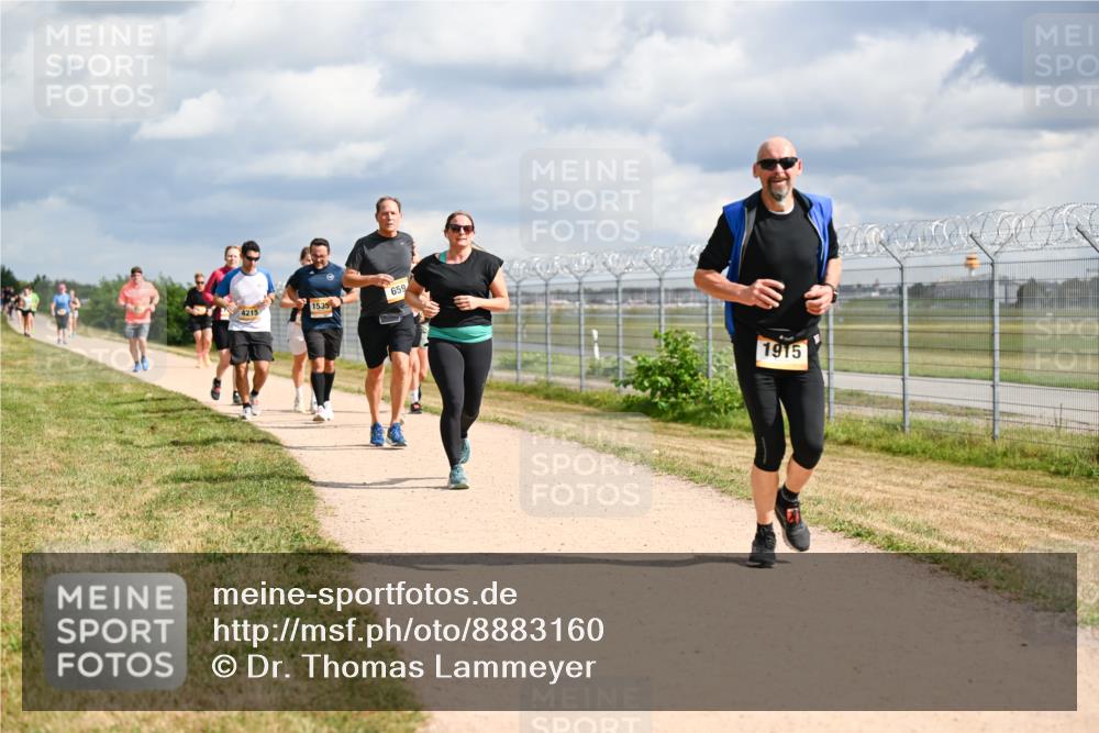 14.09.2025 - Airport Race Dr. Thomas Lammeyer http://msf.ph/oto/8883160 14.09.2025 12:36:38 Laufen 1535, 4215, 659, 1915 meine-sportfotos.de