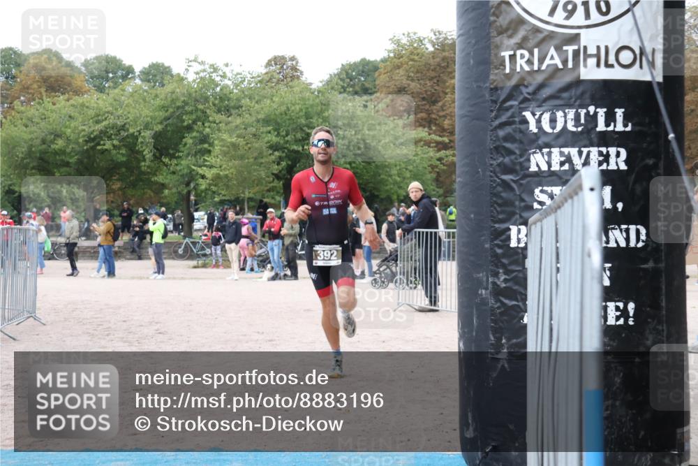 14.09.2025 - Stadtparktriathlon Strokosch-Dieckow http://msf.ph/oto/8883196 14.09.2025 10:02:37 Ziel 392 meine-sportfotos.de
