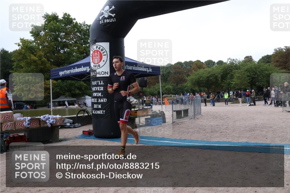 14.09.2025 - Stadtparktriathlon Strokosch-Dieckow http://msf.ph/oto/8883215 14.09.2025 10:02:53 Ziel 401 meine-sportfotos.de