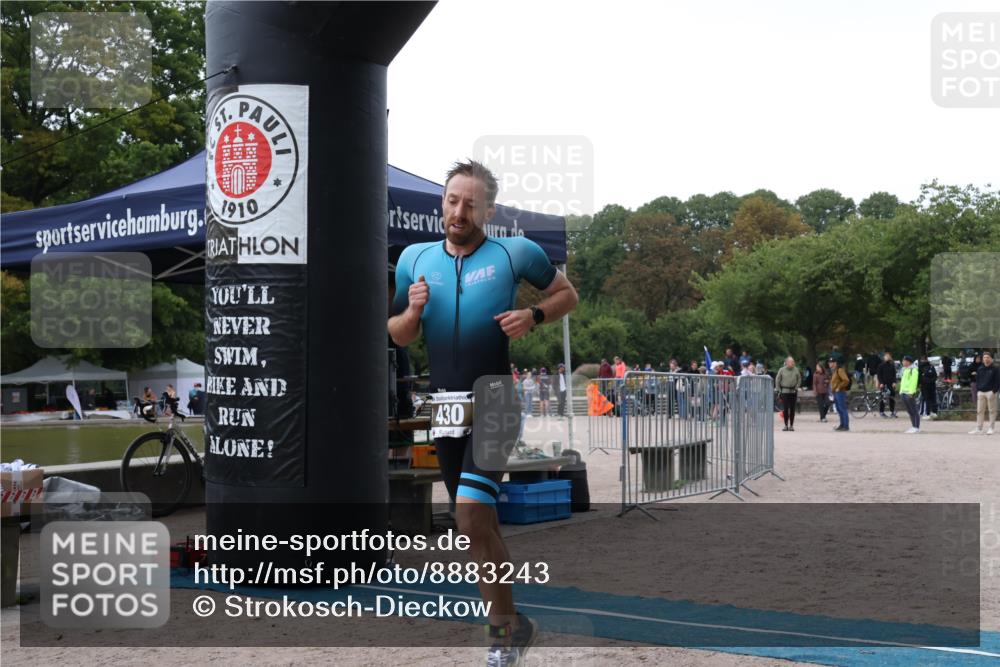 14.09.2025 - Stadtparktriathlon Strokosch-Dieckow http://msf.ph/oto/8883243 14.09.2025 10:03:40 Ziel 430 meine-sportfotos.de