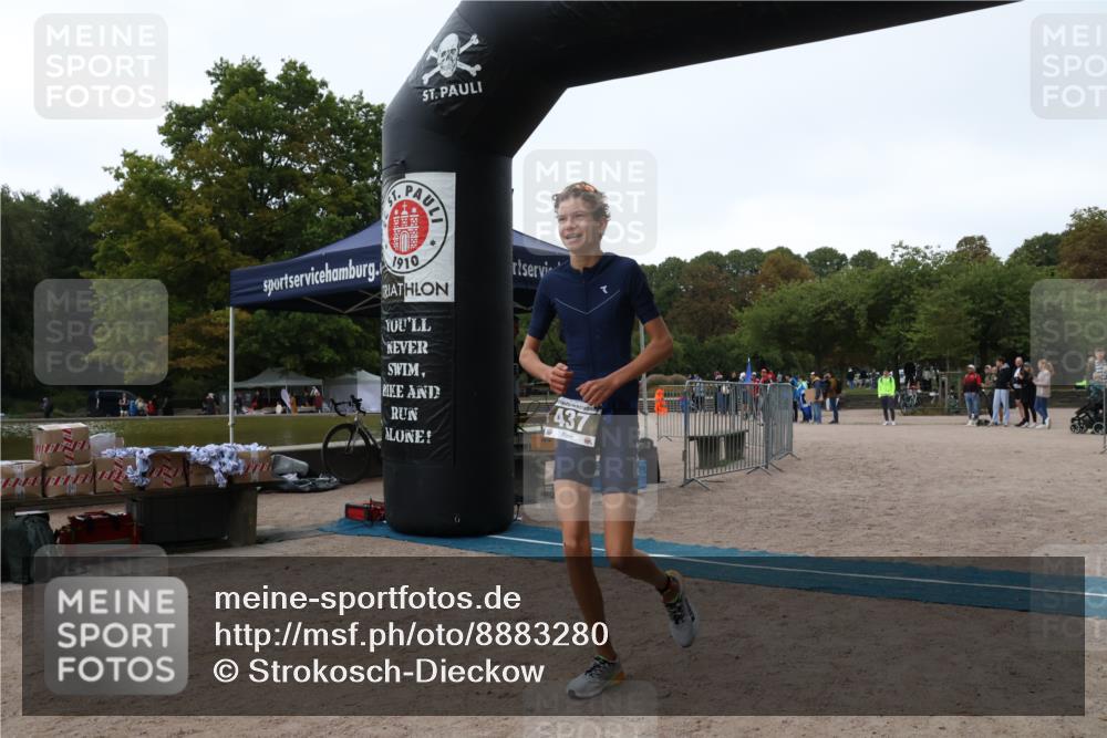 14.09.2025 - Stadtparktriathlon Strokosch-Dieckow http://msf.ph/oto/8883280 14.09.2025 10:05:47 Ziel 437 meine-sportfotos.de