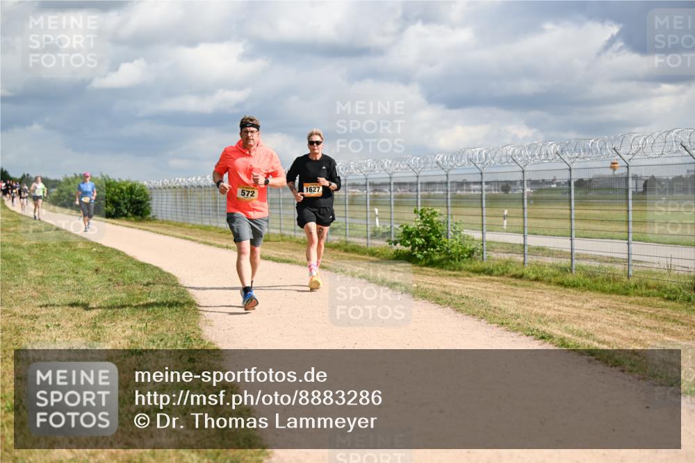 14.09.2025 - Airport Race Dr. Thomas Lammeyer http://msf.ph/oto/8883286 14.09.2025 12:36:47 Laufen 572, 1627 meine-sportfotos.de