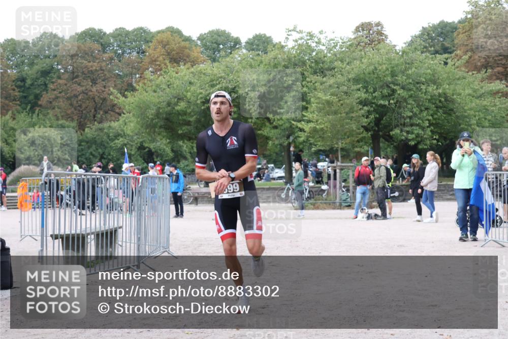 14.09.2025 - Stadtparktriathlon Strokosch-Dieckow http://msf.ph/oto/8883302 14.09.2025 10:06:08 Ziel 399, 404 meine-sportfotos.de