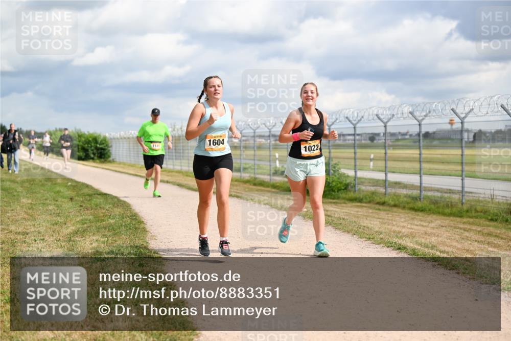 14.09.2025 - Airport Race Dr. Thomas Lammeyer http://msf.ph/oto/8883351 14.09.2025 12:37:04 Laufen 1165, 1604, 1022 meine-sportfotos.de