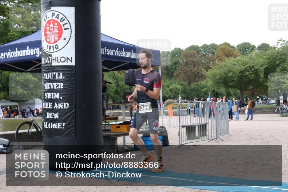 14.09.2025 - Stadtparktriathlon Strokosch-Dieckow http://msf.ph/oto/8883366 14.09.2025 10:06:42 Ziel 380, 386 meine-sportfotos.de
