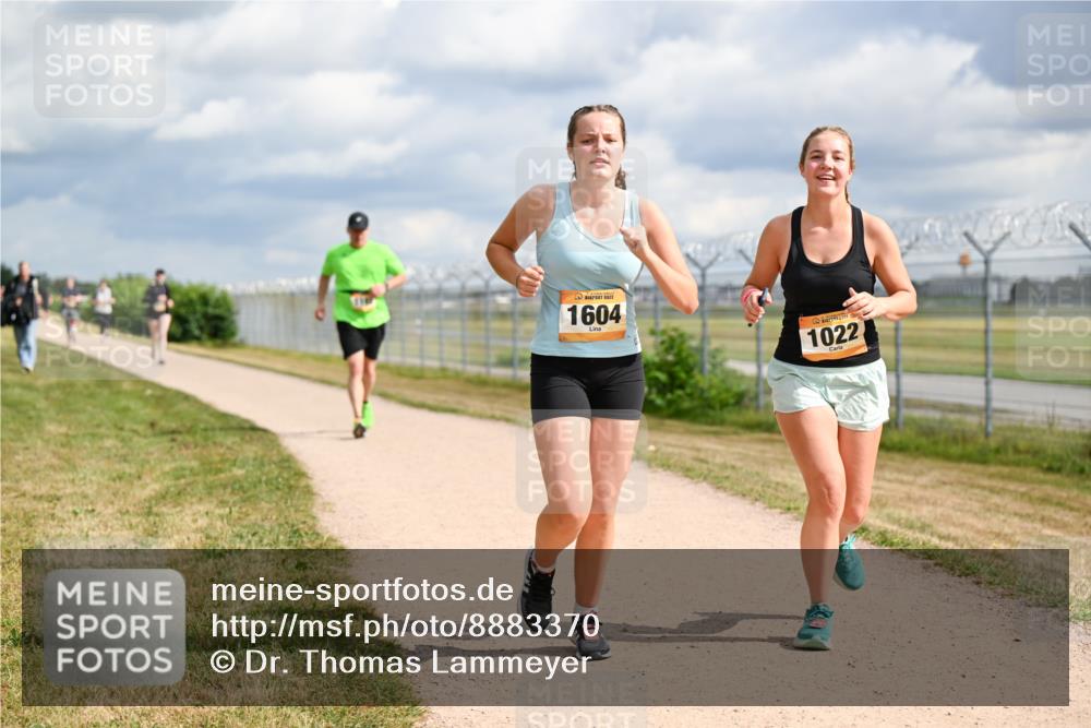 14.09.2025 - Airport Race Dr. Thomas Lammeyer http://msf.ph/oto/8883370 14.09.2025 12:37:05 Laufen 1604, 1022 meine-sportfotos.de
