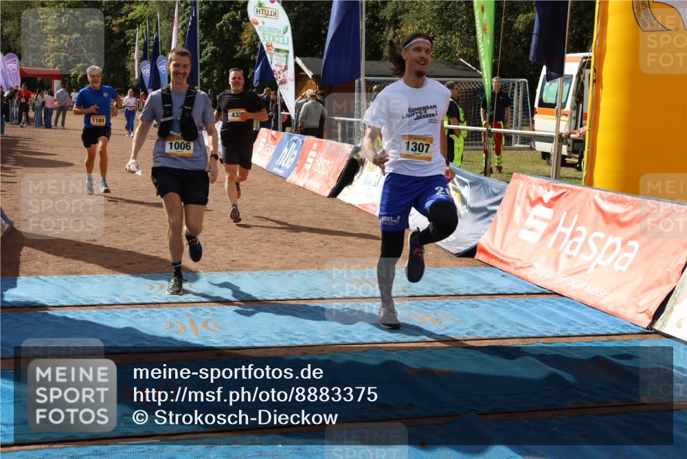 14.09.2025 - Airport Race Strokosch-Dieckow http://msf.ph/oto/8883375 14.09.2025 12:46:20 Ziel 349, 432, 1006, 1180, 1307, 1851 meine-sportfotos.de