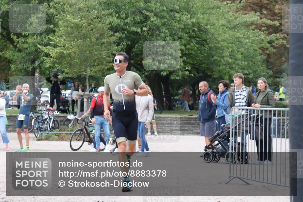 14.09.2025 - Stadtparktriathlon Strokosch-Dieckow http://msf.ph/oto/8883378 14.09.2025 10:07:39 Ziel 338, 473 meine-sportfotos.de
