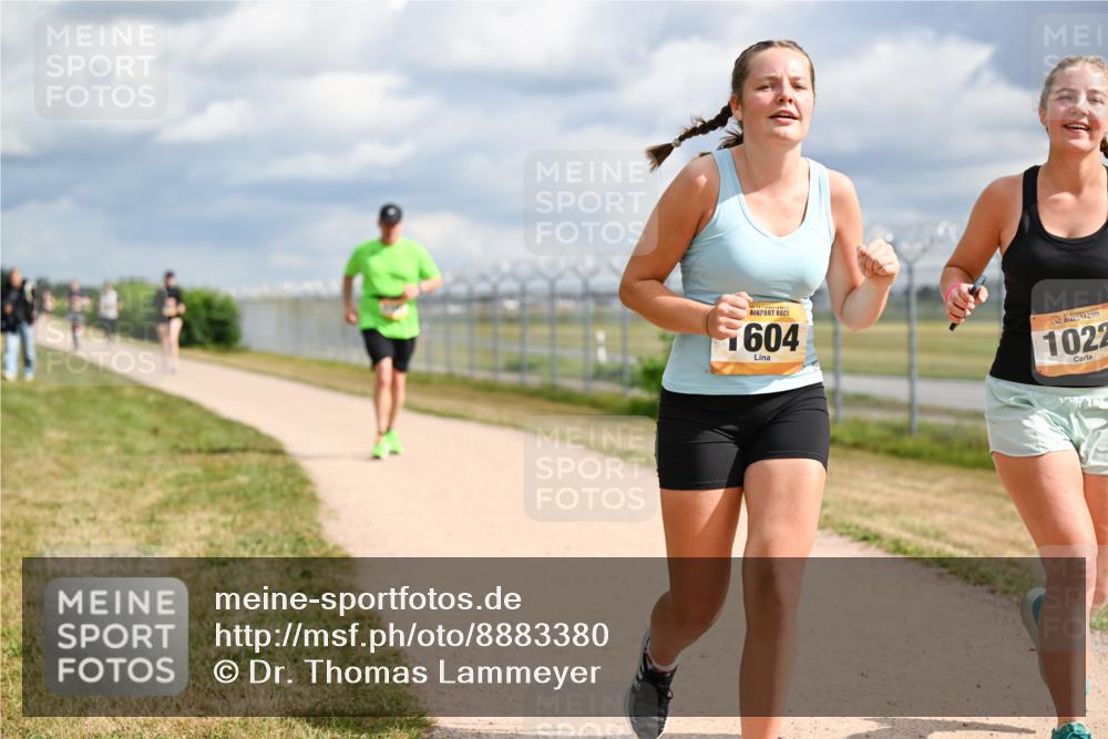 14.09.2025 - Airport Race Dr. Thomas Lammeyer http://msf.ph/oto/8883380 14.09.2025 12:37:06 Laufen 604, 1022 meine-sportfotos.de