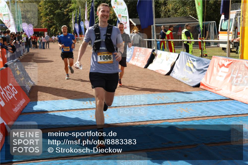 14.09.2025 - Airport Race Strokosch-Dieckow http://msf.ph/oto/8883383 14.09.2025 12:46:21 Ziel 432, 854, 1006, 1044, 1180, 1307, 1851 meine-sportfotos.de