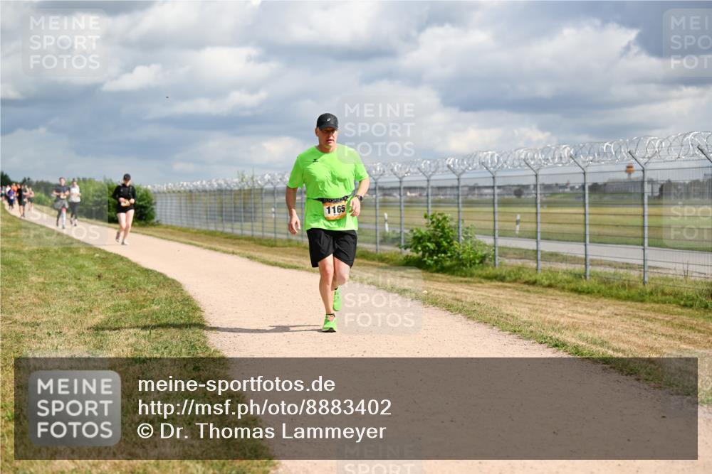 14.09.2025 - Airport Race Dr. Thomas Lammeyer http://msf.ph/oto/8883402 14.09.2025 12:37:07 Laufen 1165 meine-sportfotos.de