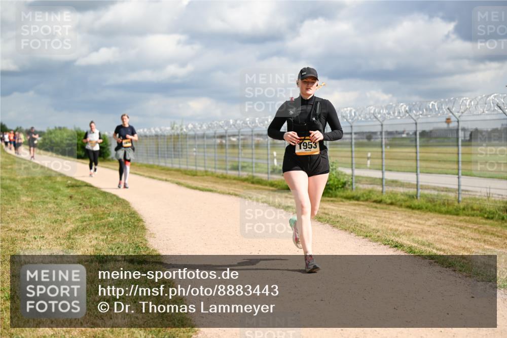 14.09.2025 - Airport Race Dr. Thomas Lammeyer http://msf.ph/oto/8883443 14.09.2025 12:37:17 Laufen 1953 meine-sportfotos.de