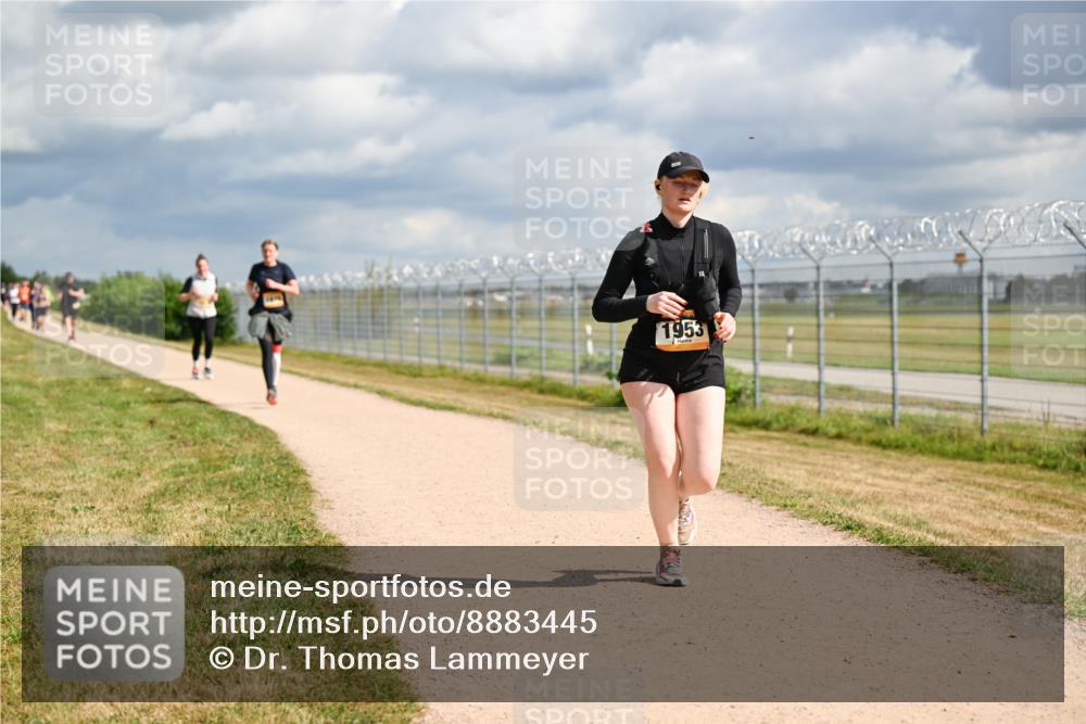 14.09.2025 - Airport Race Dr. Thomas Lammeyer http://msf.ph/oto/8883445 14.09.2025 12:37:17 Laufen 1953 meine-sportfotos.de