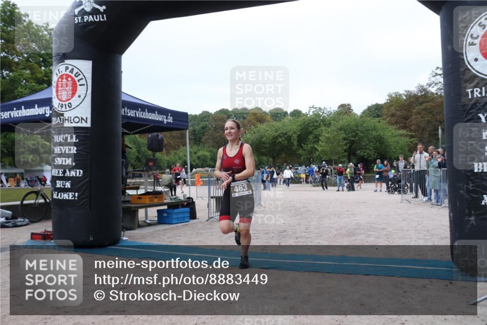 14.09.2025 - Stadtparktriathlon Strokosch-Dieckow http://msf.ph/oto/8883449 14.09.2025 10:09:43 Ziel 393, 463 meine-sportfotos.de