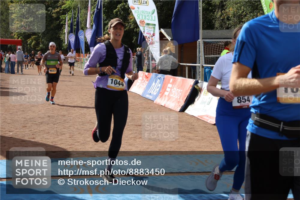 14.09.2025 - Airport Race Strokosch-Dieckow http://msf.ph/oto/8883450 14.09.2025 12:46:30 Ziel 854, 1044, 1670, 1851, 4033 meine-sportfotos.de