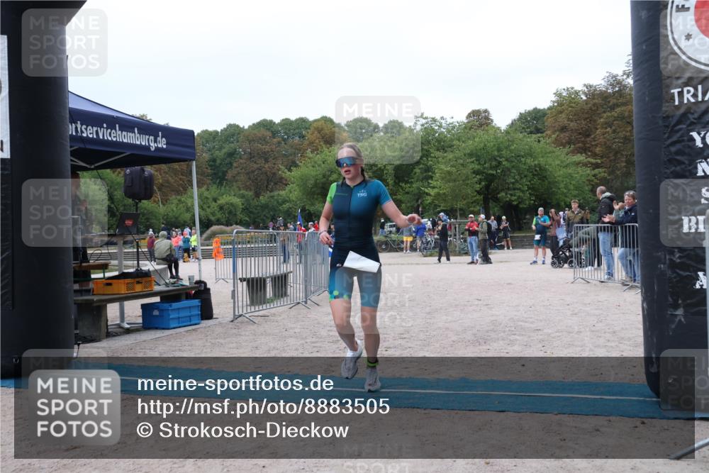 14.09.2025 - Stadtparktriathlon Strokosch-Dieckow http://msf.ph/oto/8883505 14.09.2025 10:10:34 Ziel 487 meine-sportfotos.de